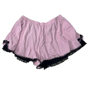 Pink Plus Size Shorts 2 Pockets Embroidered Hem Black Lace